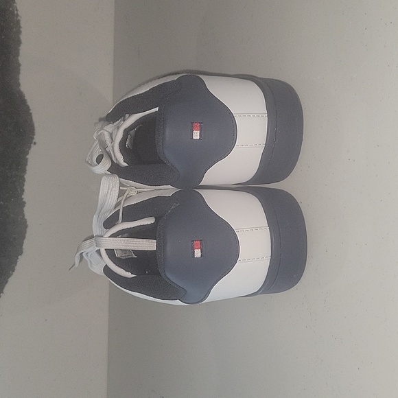 Tommy Hilfiger Men 8 1/2 or Women's 10.5(Eur42) - Picture 4 of 6